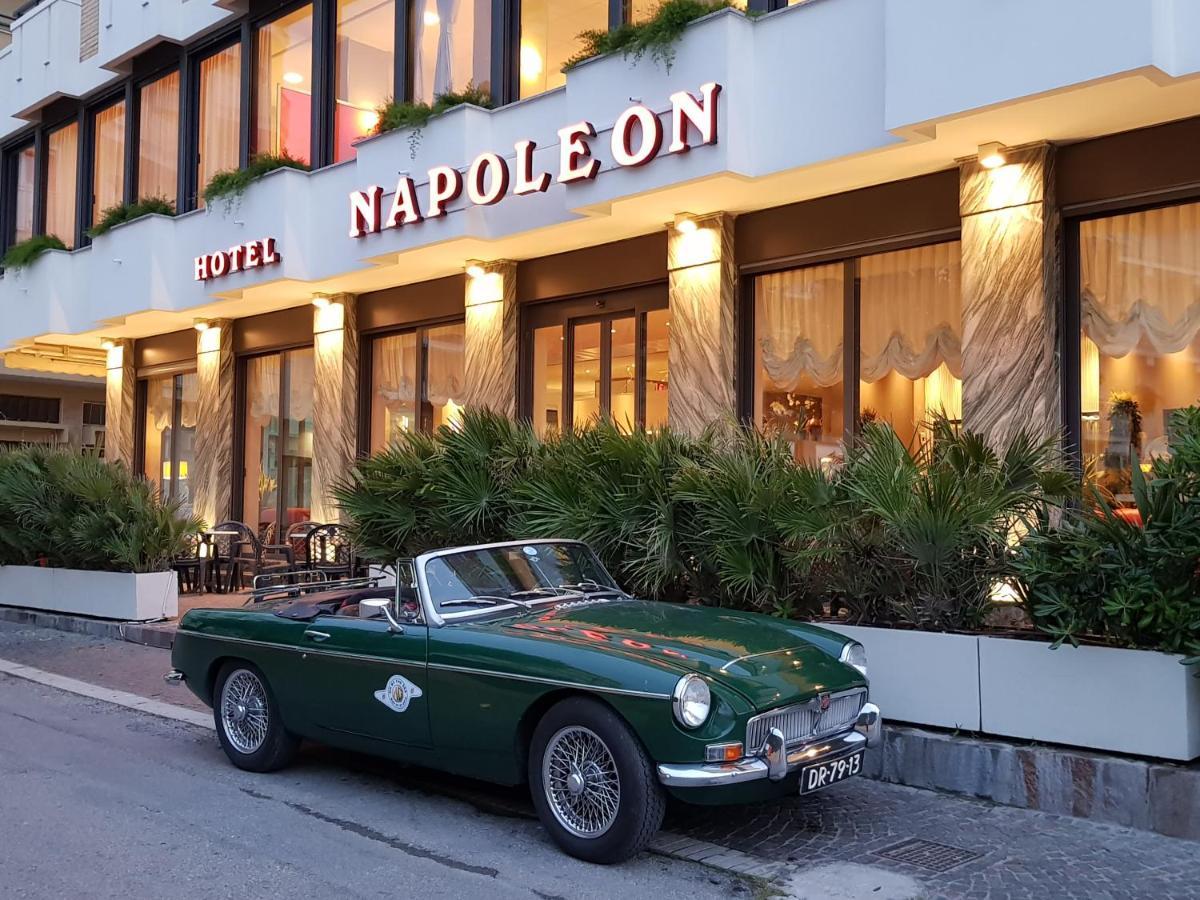 Hotel Napoleon Габичче-Маре Экстерьер фото